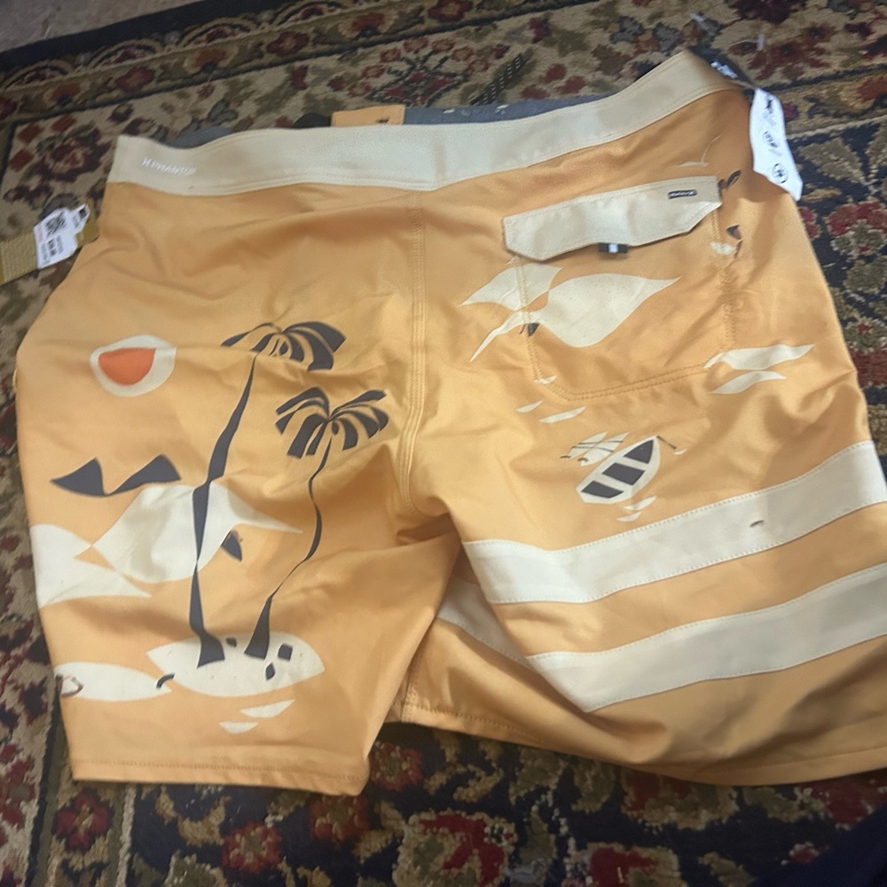 Hurley men’s swim trunks 34 nwt